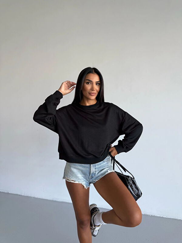 Hazelin Kadın Siyah Bisiklet Yaka 2 İplik Sweatshirt HZL25W-FRY123391