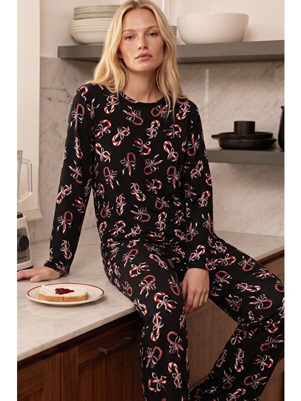 Siyah İnci Siyah Desenli Termal Kumaşlı Ultra Soft Yumuşak Örme Pijama Takımı