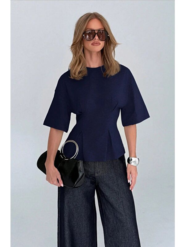 Tarz Cool Kadın Oversize Basic Tişört Pile Detaylı Rahat Kesim Günlük Kombin