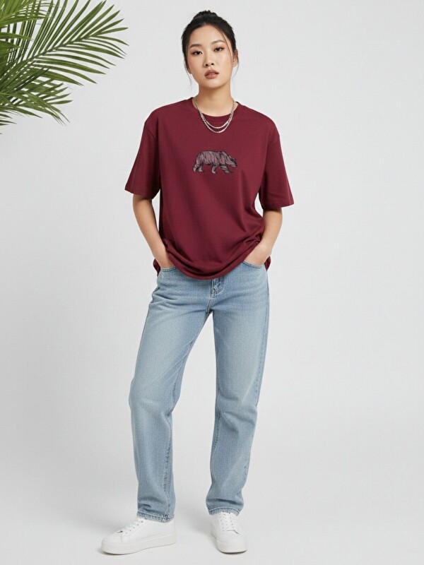 Trendseninle Kadın Bordo Boz Bear Baskılı Tişört