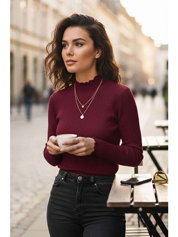 Tarz Cool Kadın Bordo Yarım Balıkçı Detaylı Triko Kazak