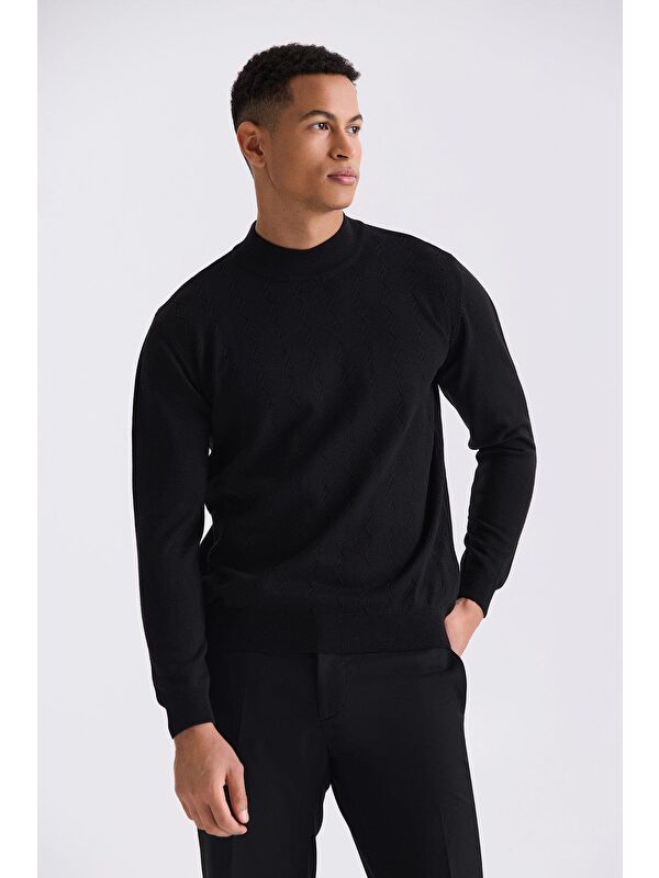 JAKAMEN Siyah Classic Fit Desenli Yarım Balıkçı Yaka Triko Kazak