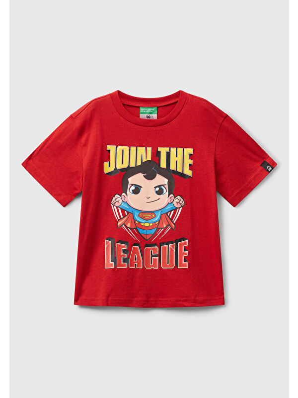 United Colors Of Benetton Erkek Çocuk Kırmızı Önü ve Arkası Superman Baskılı Logo Etiketli Jarse T-shirt