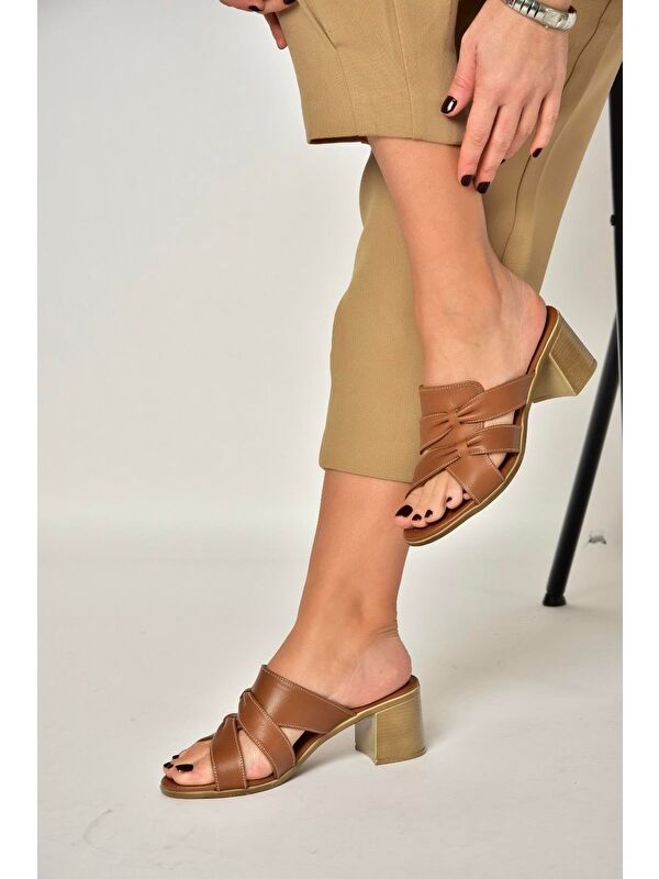 Fox Shoes Taba Kadın Terlik P555455803