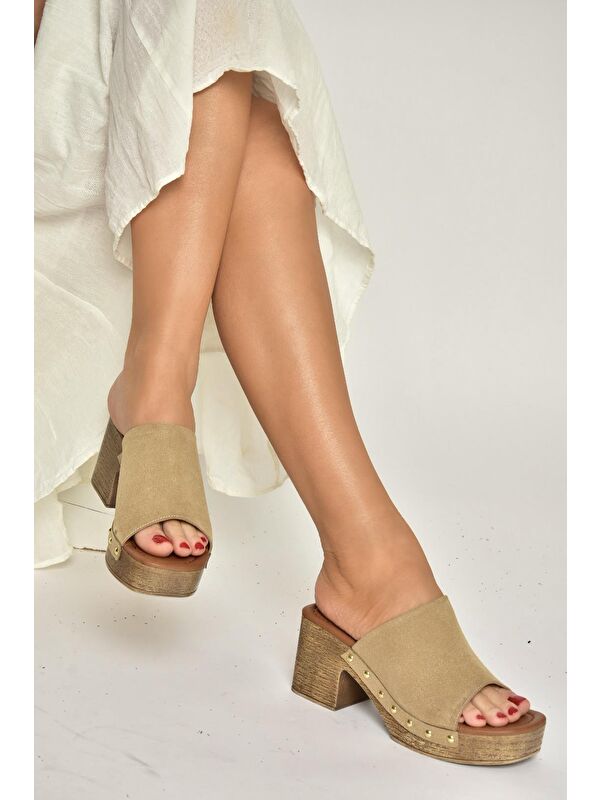 Fox Shoes Bej Kadın Terlik Y996594002