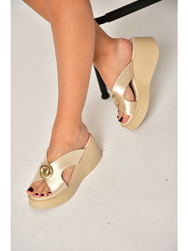 Fox Shoes Bej Kadın Terlik Y973965404