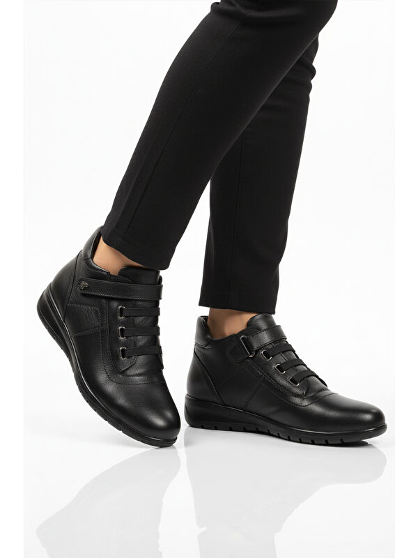 Siyah Hakiki Deri Cırtlı Anatomik Kadın Bot PLV1540 Z - Görsel 2