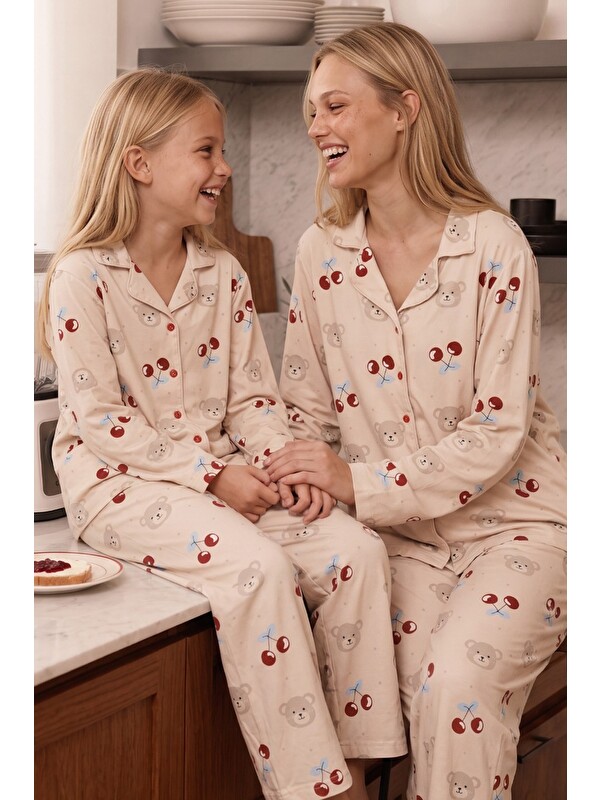 Siyah İnci Krem Desenli Termal Kumaşlı Ultra Soft Yumuşak Düğmeli Örme Pijama Takımı