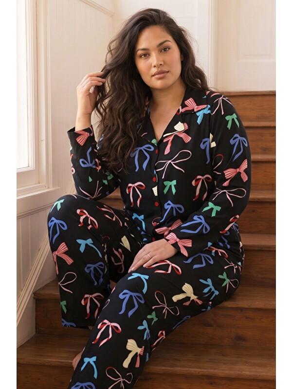Siyah İnci Siyah Desenli Termal Kumaşlı Ultra Soft Yumuşak Büyük Beden Battal Boy Düğmeli Örme Pijama Takımı