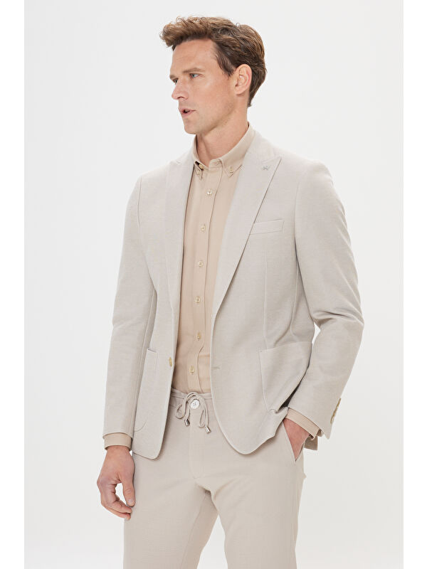 AC&Co / Altınyıldız Classics Erkek Bej 360 Her Yöne Esneyen Dar Kesim Kırlangıç Yaka Desenli Blazer Ceket