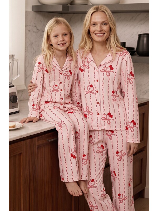 Siyah İnci Pembe Desenli Termal Kumaşlı Ultra Soft Yumuşak Düğmeli Örme Pijama Takımı