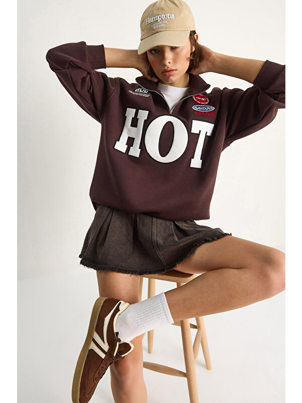 SHADE Kadın Fermuarlı Dik Yaka İşlemeli Üç İplik Şardonlu Oversize Sweatshirt