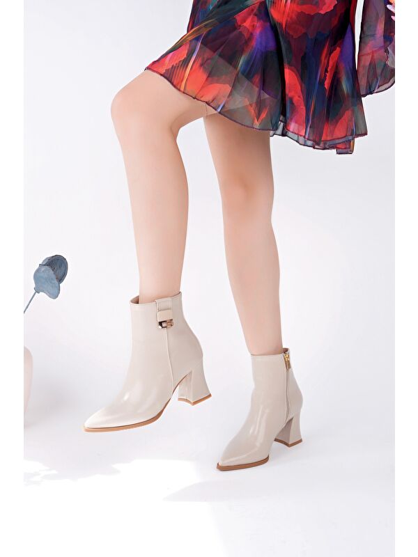 LUXERA Sivri Burun Toka Detaylı Fermuarlı Kalın Topuklu Kadın Bot - Görsel 5