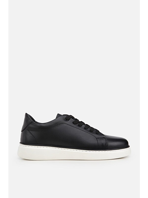 Yaya By Hotiç Erkek Siyah Bağcıklı Kalın Tabanlı Günlük Sneaker