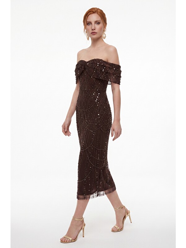 Lafaba Kadın Kahverengi Kayık Yaka Boncuklu Midi Abiye Elbise