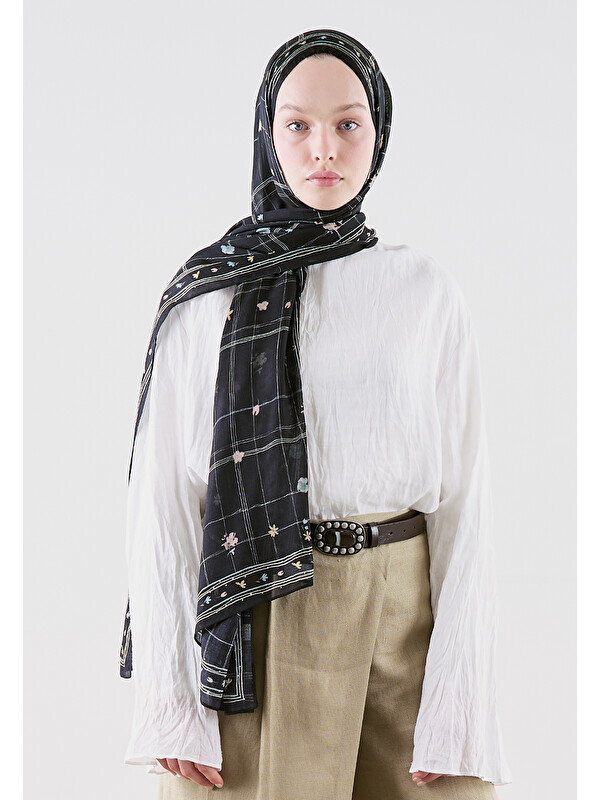 Fresh Scarfs Summer Blossoms Desen Rami Viskon Şal Siyah