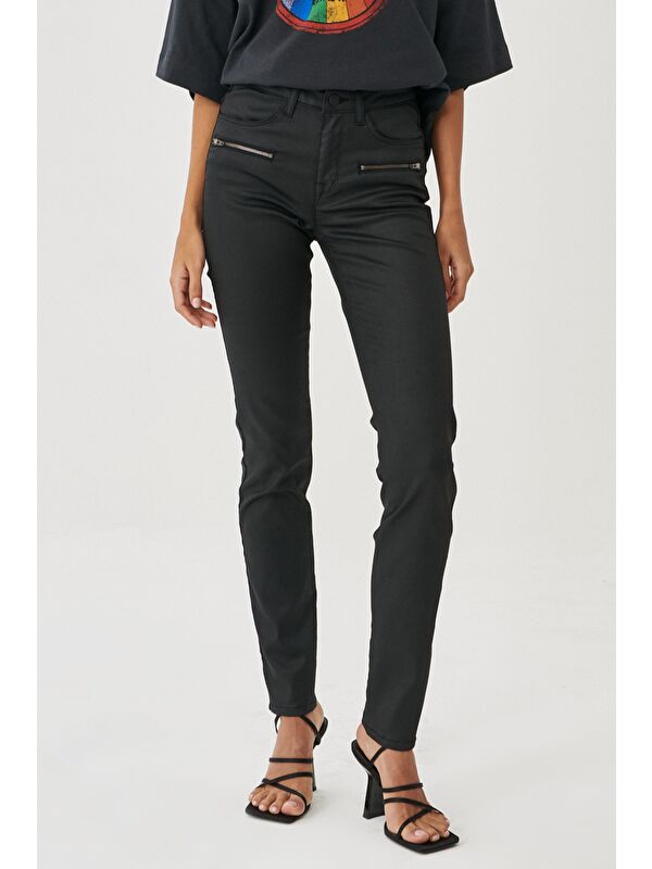 Wrangler Slim Fit Dar Kesim Denim Esnek Jean Jean Pantolon
