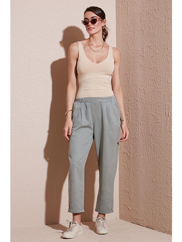 Lela Slim Fit Normal Bel Boru Paça Pantolon 668Yp5372