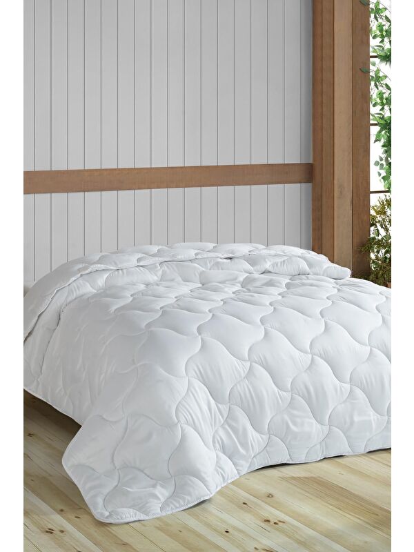 Varol Tek Kişilik Microfiber Yorgan Beyaz 155x215 cm