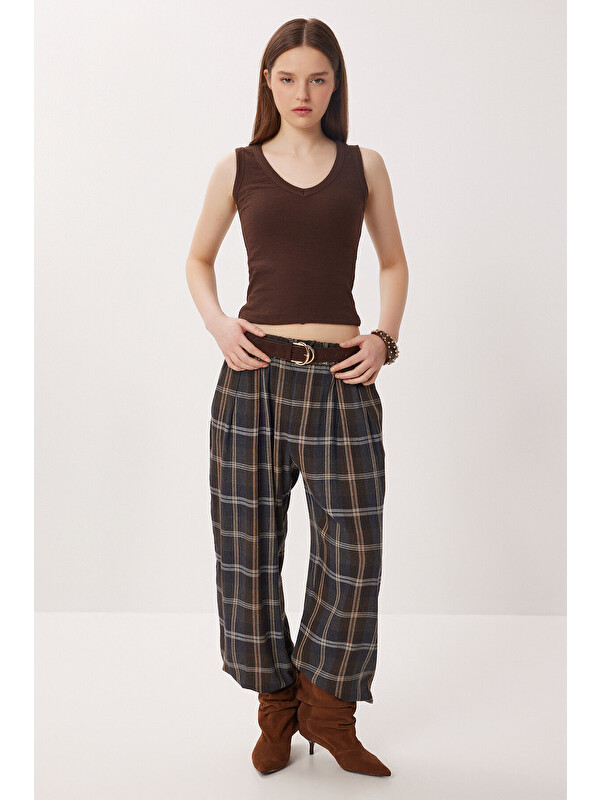 Happiness İstanbul V Yaka Basic Fitilli Örme Bluz KAHVERENGİ LRN0029