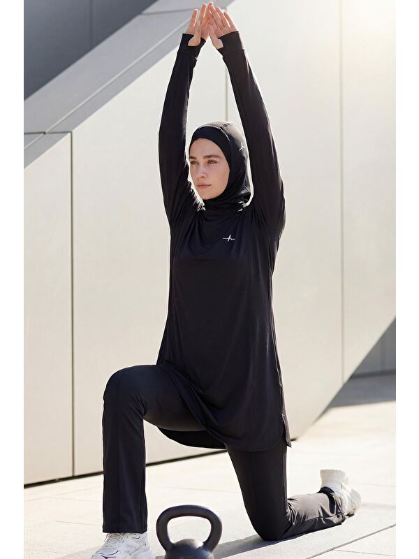 Haşema Active H-Per Fit Bisiklet Yaka Kolları Şerit Detaylı Siyah Tesettür Antrenman Üstü Act-35