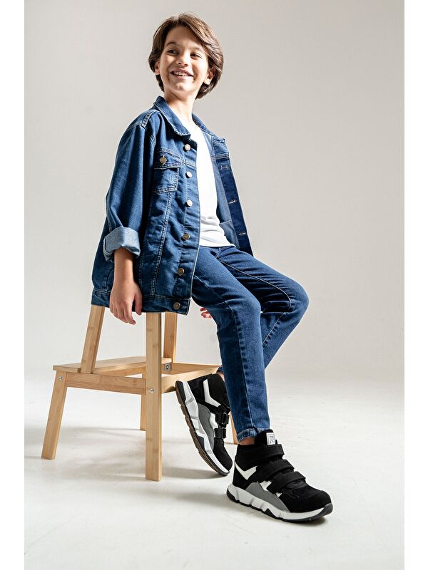 Erkek Çocuk Siyah Hakiki Deri Anatomik Günlük Bot - Görsel 3