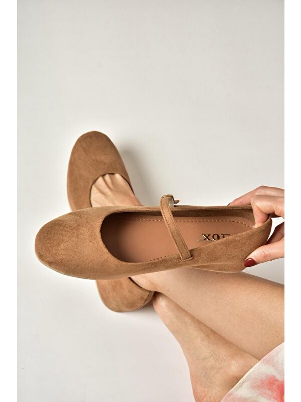 Fox Shoes Bej Fox Shoes Ayakkabi Kadın Y250770702