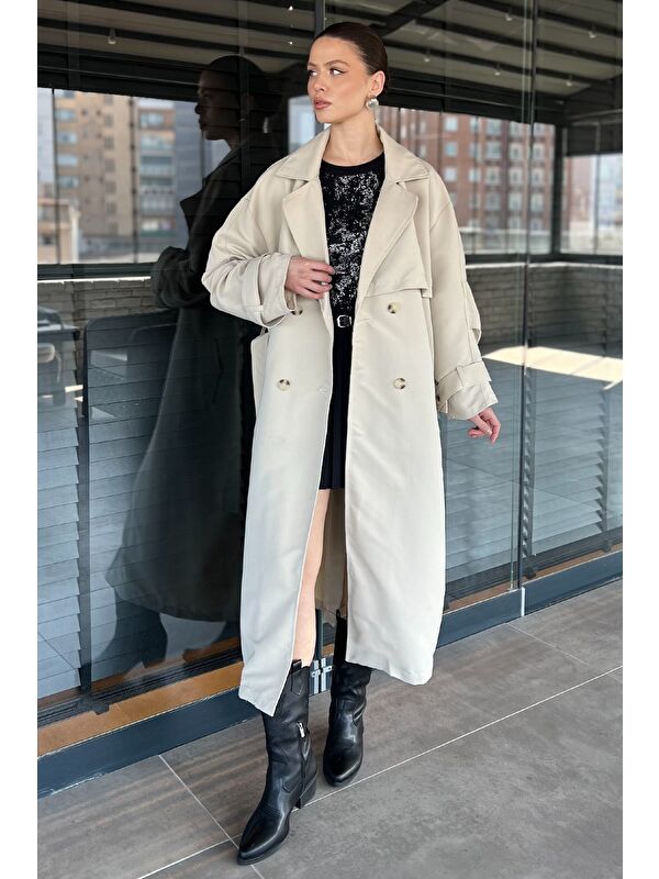 Gülseli Kadın Bel Kuşaklı Yırtmaçlı Oversize Trençkot