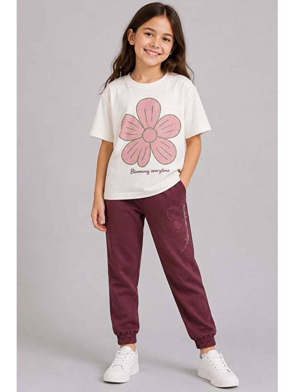 Riccotarz Kız Çocuk Göğsüden Papatya Ve Yazı Detaylı T-Shirt Çift Cep ve İp Detaylı Eşofman Takım