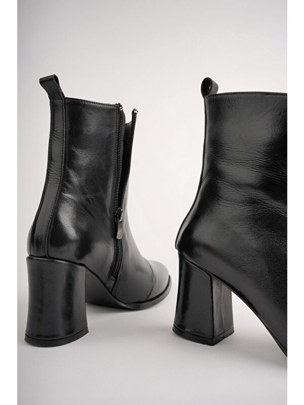 CHEVY Hakiki Deri Fermuarlı Topuklu Kadın Bot - Görsel 4