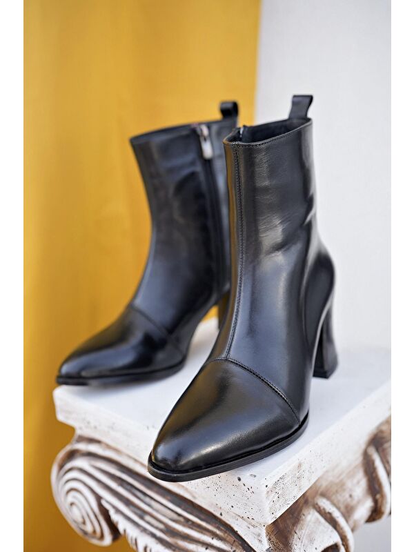 CHEVY Hakiki Deri Fermuarlı Topuklu Kadın Bot - Görsel 5