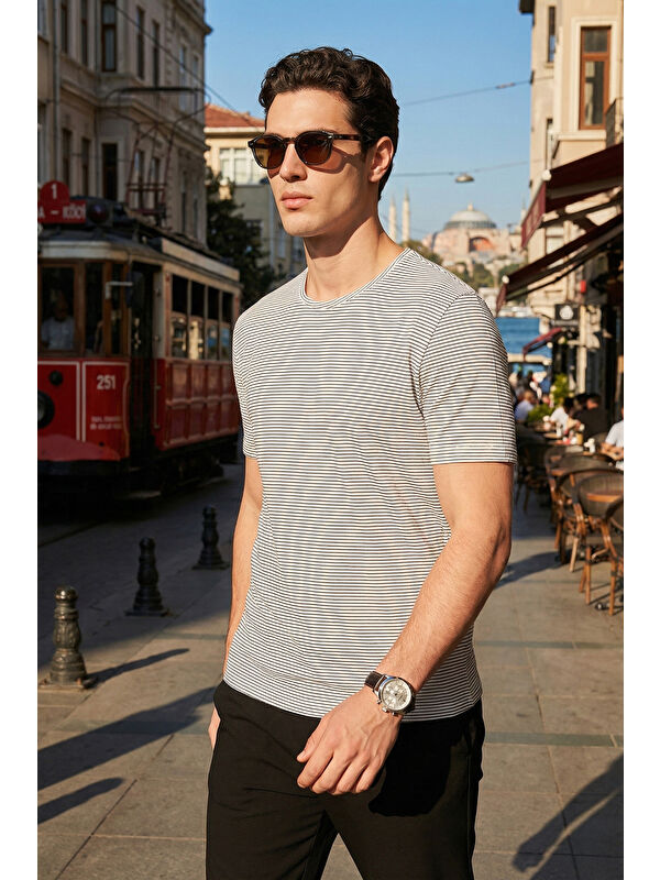 Buratti Pamuklu Regular Fit Çizgili Bisiklet Yaka T Shirt 5904030