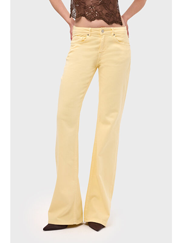 It's Basic Kadın Light Sarı 6s6-108 Mid Rise Flare Fit Denim Jean