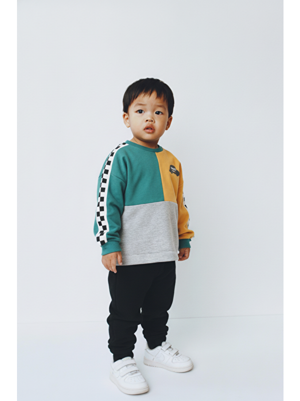 Magu Erkek Çocuk Pamuklu Yeşil–Sarı Colorblock Şeritli Sweatshirt & Siyah Eşofman Takım