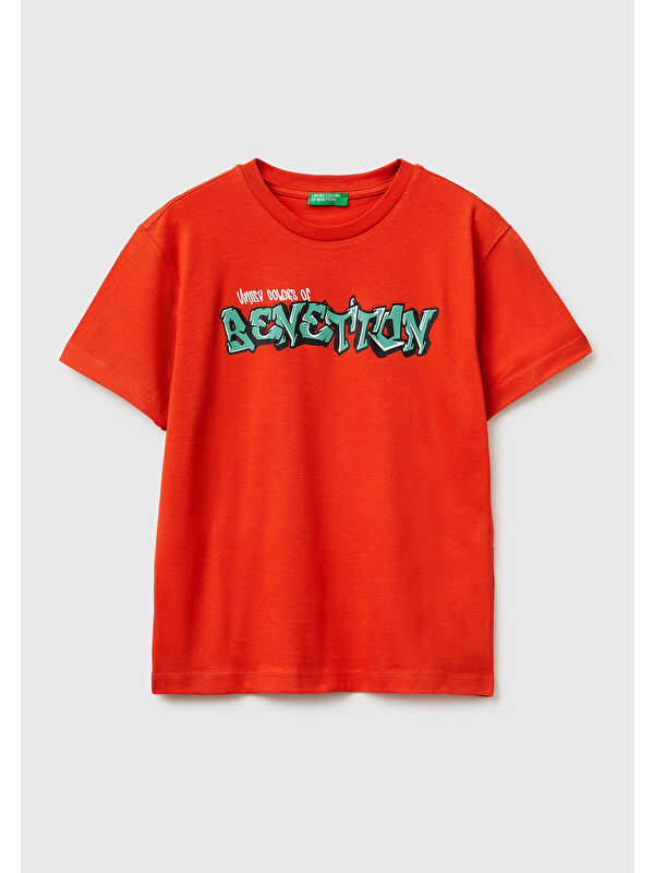 United Colors Of Benetton Erkek Çocuk Kırmızı Önü Logo Baskılı Bisiklet Yaka T-Shirt