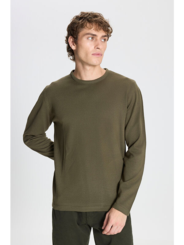 AC&Co / Altınyıldız Classics Erkek Haki Standart Fit Normal Kesim Bisiklet Yaka Triko Kazak