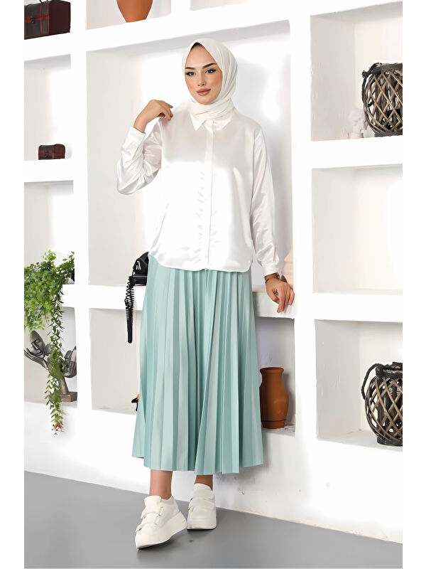 Hazelin Kadın Beyaz Tesettür Küçük ve Büyük Bedenler Hafif Dökümlü Saten Yüzeyli Gömlek HZL25W-BD139641