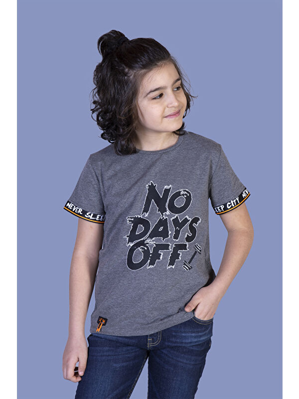 Toontoykids Erkek Çocuk Baskılı Kolları Şerit Detaylı Tişört