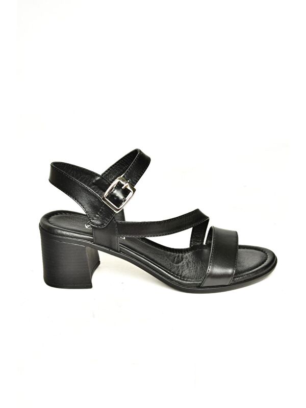 Fox Shoes P5554528 Siyah Kadın Sandalet