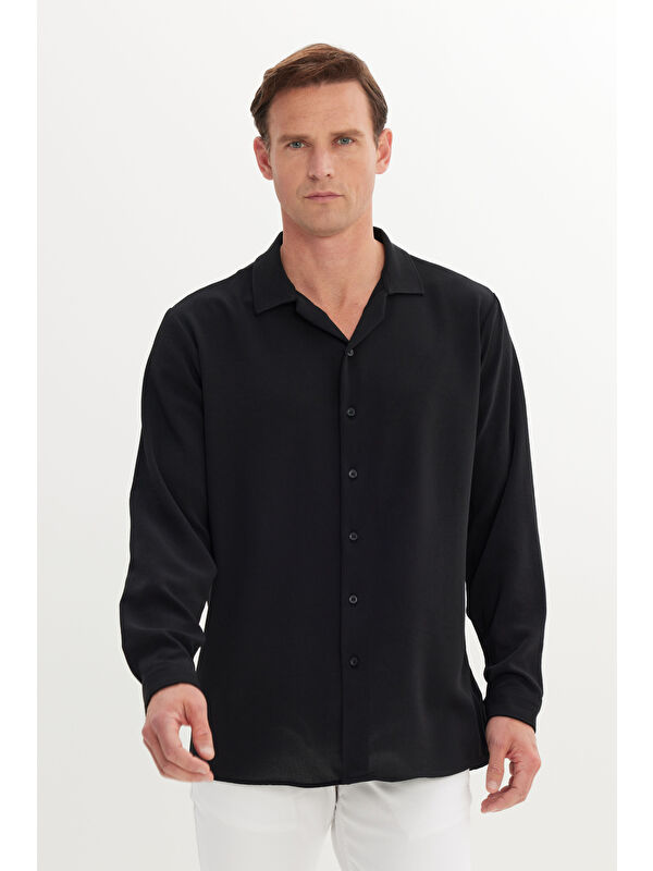 AC&Co / Altınyıldız Classics Erkek Siyah Comfort Fit Rahat Kesim Hawai Yaka Jakarlı Gömlek