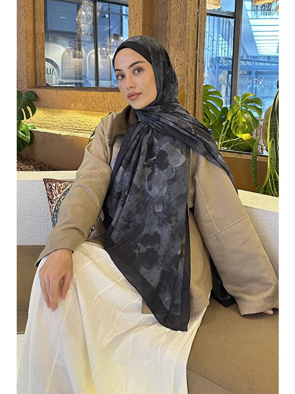 Lamelif Batik Çiçek Desen Bambu Şal Siyah