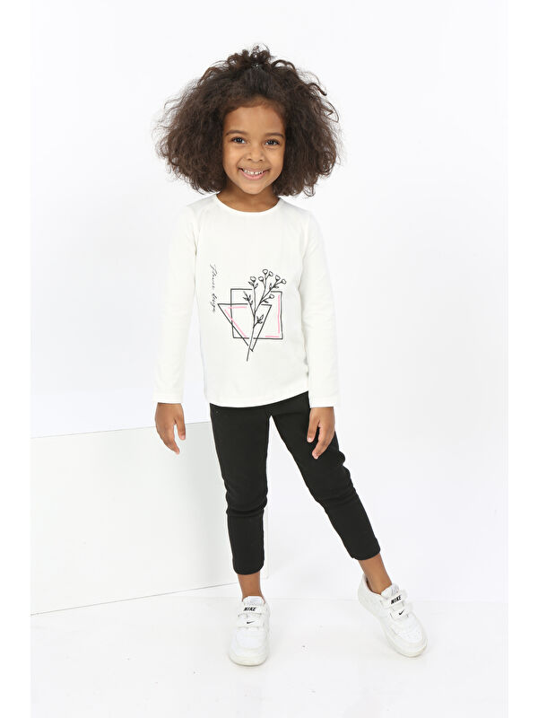 Toontoykids Kız Bebek Çiçekli Yazı Nakışlı Tişört