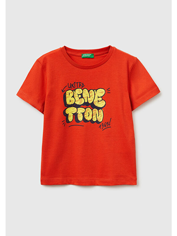 United Colors Of Benetton Erkek Çocuk Kırmızı Önü Logo Baskılı Yuvarlak Yaka T-Shirt