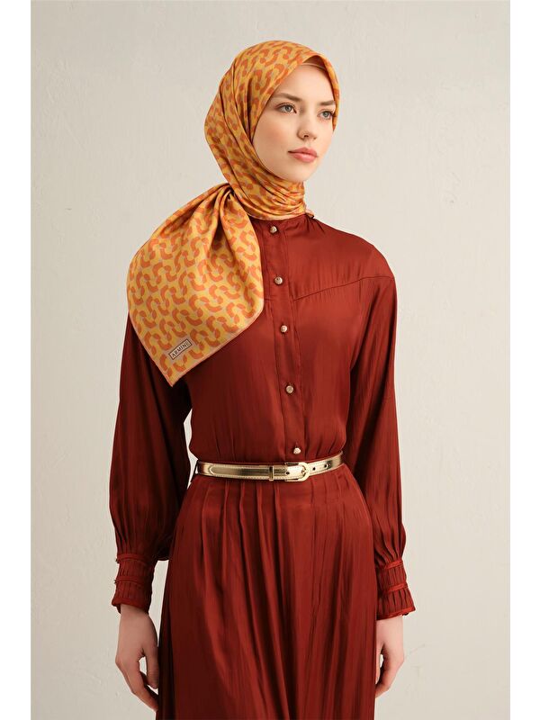 ARMİNE Klasik Desenli Saf İpek Sura Eşarp 9321 51