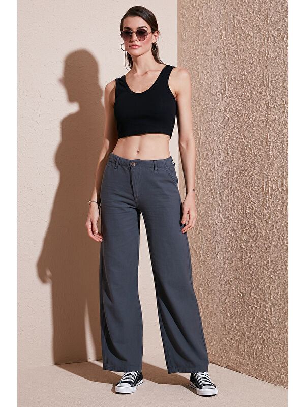 Lela Pamuklu Standart Fit Yüksek Bel Geniş Paça Pantolon 668Yp5193