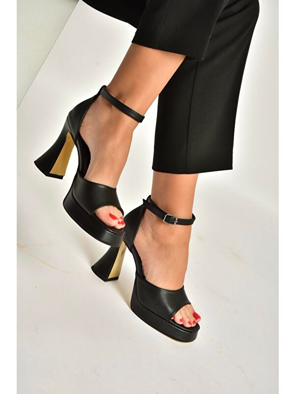 Fox Shoes Siyah Kadın Topuklu Ayakkabı Y404850209