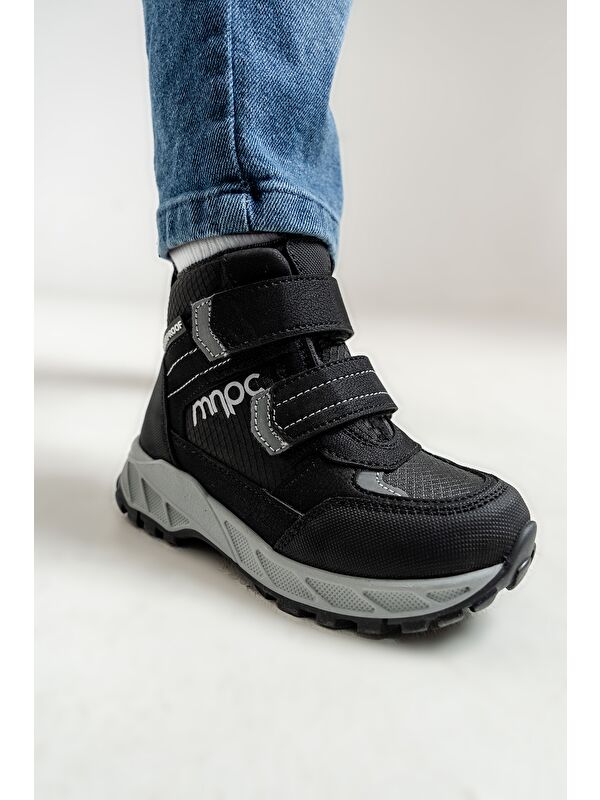 Erkek Çocuk Siyah Su Geçirmez Anatomik Günlük Bot - Görsel 2