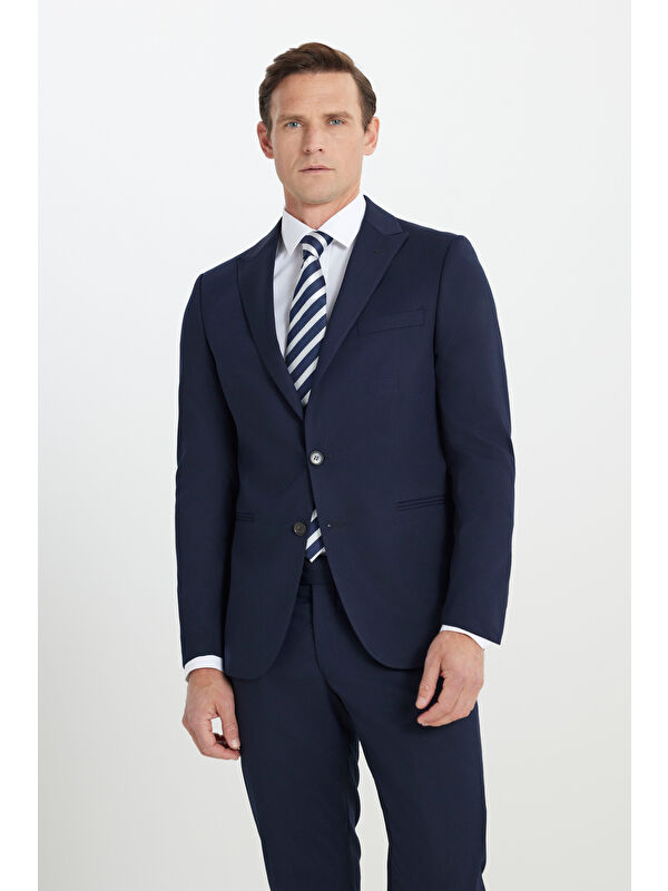 Altınyıldız Classics Erkek Lacivert Ekstra Slim Fit Dar Kesim Kırlangıç Yaka Takım Elbise