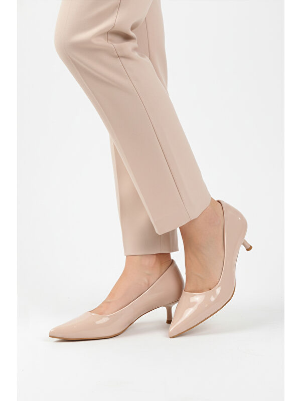 Bej Rugan Hafif Kadın İnce Kısa Topuklu Ayakkabı 458343 Z - Görsel 2