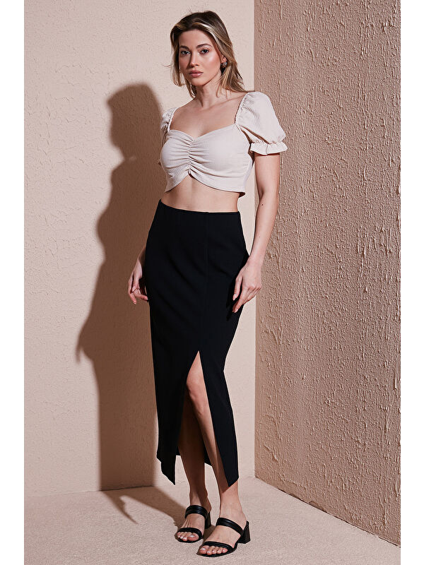 Fashion Friends Standart Fit Yırtmaçlı Midi Boy Etek 25Y0187K1